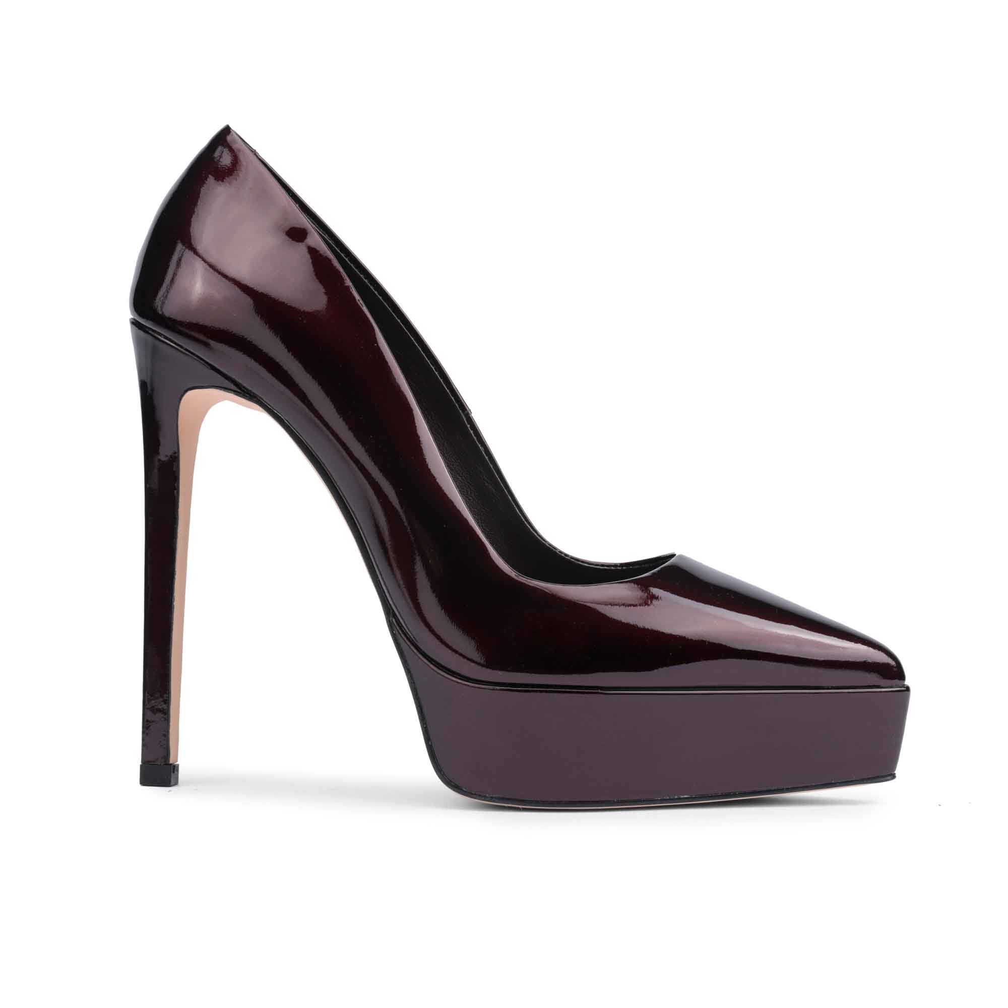 Tünd qırmızı (bordo) laklı dəri